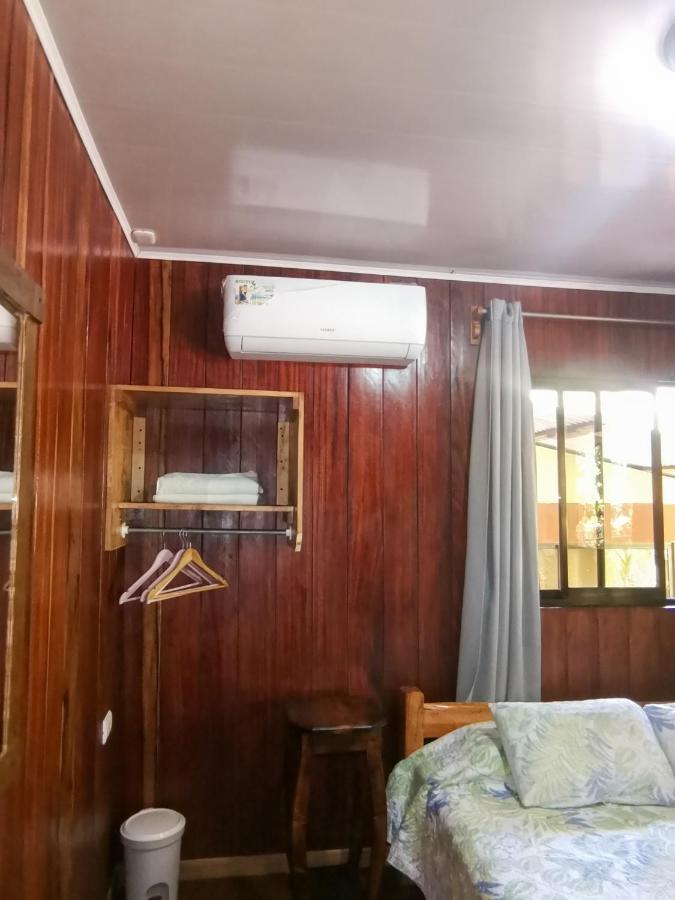 Hotel Casita Happy Feet And Tours Corcovado Drakes Bay Exterior foto