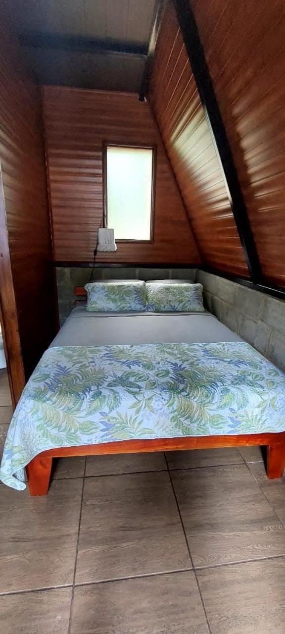 Hotel Casita Happy Feet And Tours Corcovado Drakes Bay Exterior foto