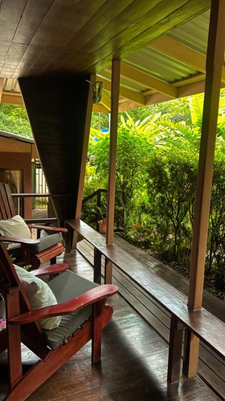 Hotel Casita Happy Feet And Tours Corcovado Drakes Bay Exterior foto